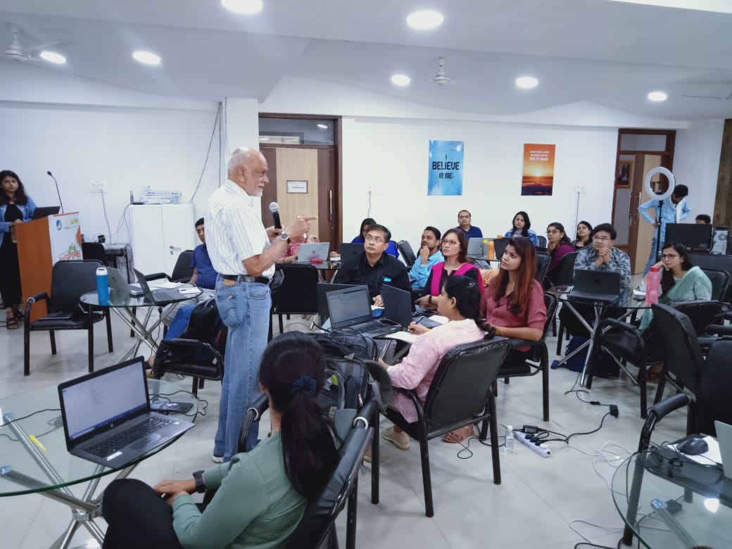 Dr. Ashok Ullal conducting workshop on Business Simulation